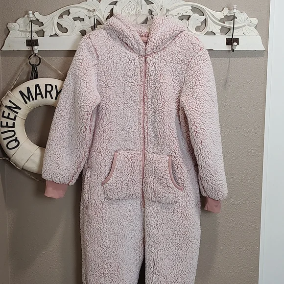 Victoria's Secret PINK Sherpa Hooded Onsie - Picture 3 of 10